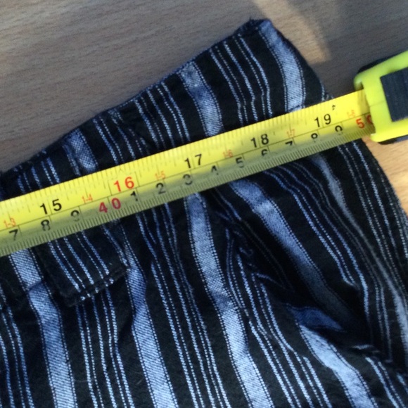 Croft and Barrow Cropped Pants 16 Linen Blend Black Gray Striped - Picture 12 of 12